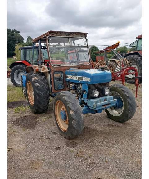 Tractor Ford 4630